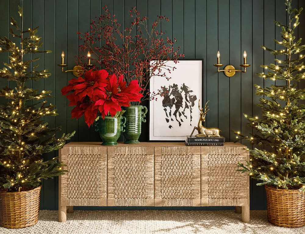Beautiful Timeless Christmas Holiday Catalog by Pottery Barn — Classic  Festive Decor Ideas