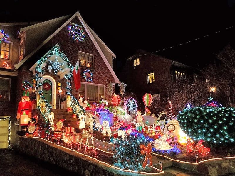 Best Yard Displays Sought For 'Tour of Connecticut Holiday Lights' | Across  Connecticut, CT Patch