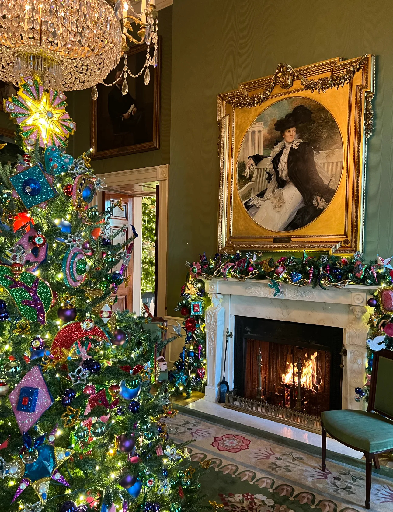 Biden White House Christmas holiday decorations center around peace.
