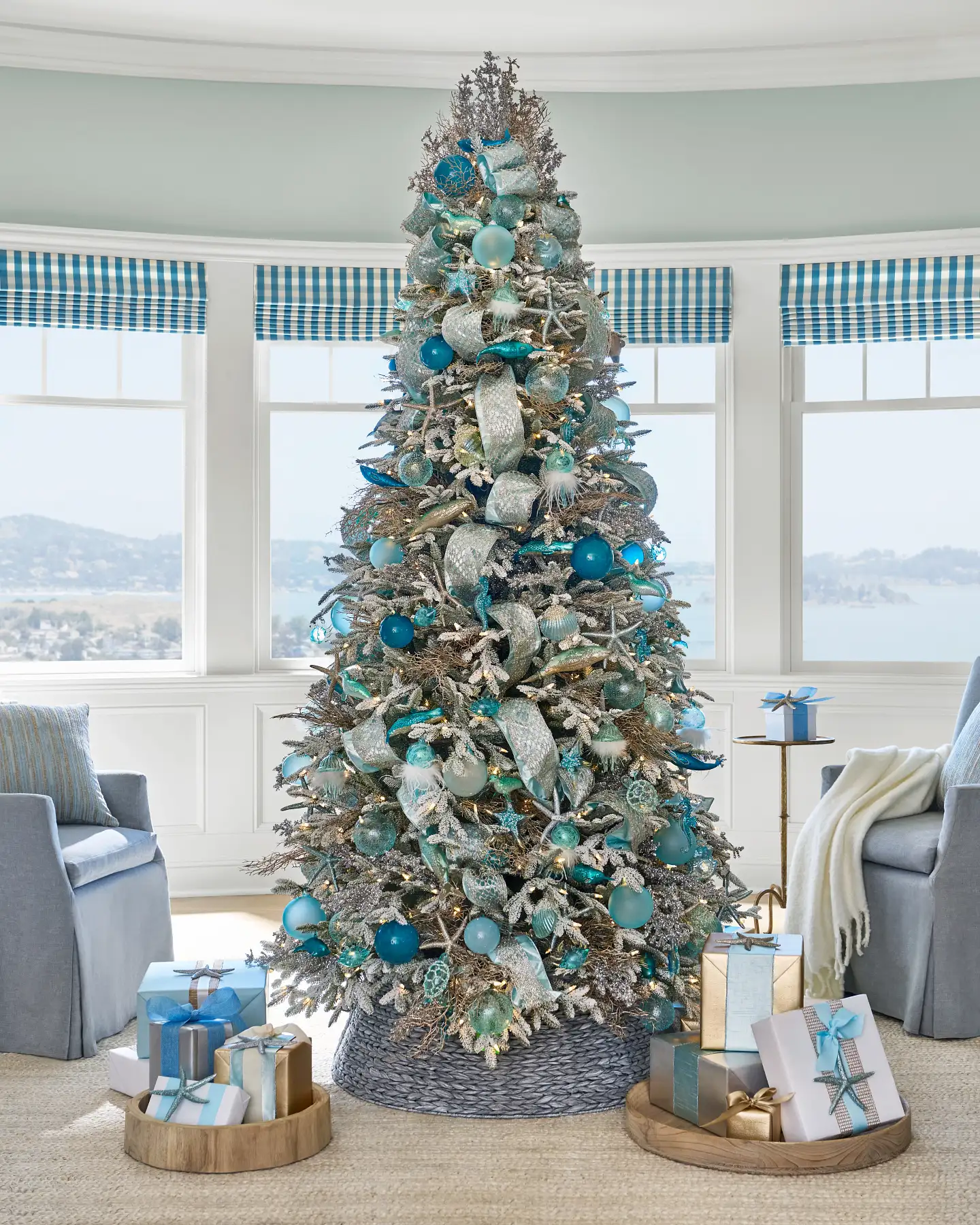 Blue Aqua Christmas Tree Aqua And Green Tree Ideas Teal Christmas, Christmas  Tree Themes, Turquoise Christmas