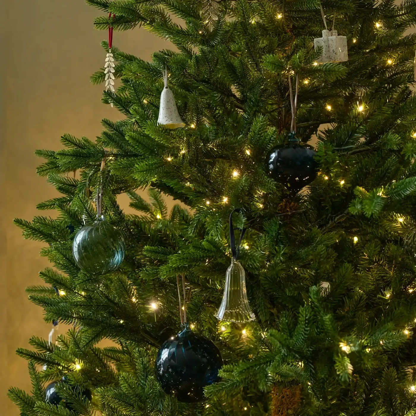 Blue Noel 7ft Pre-Lit Christmas Tree Set with Decorations – Neptune