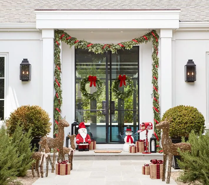 Boutique Pottery Barn Christmas Front Porch , Faux Cedar Outdoor Wreath With Authorized Star Lights