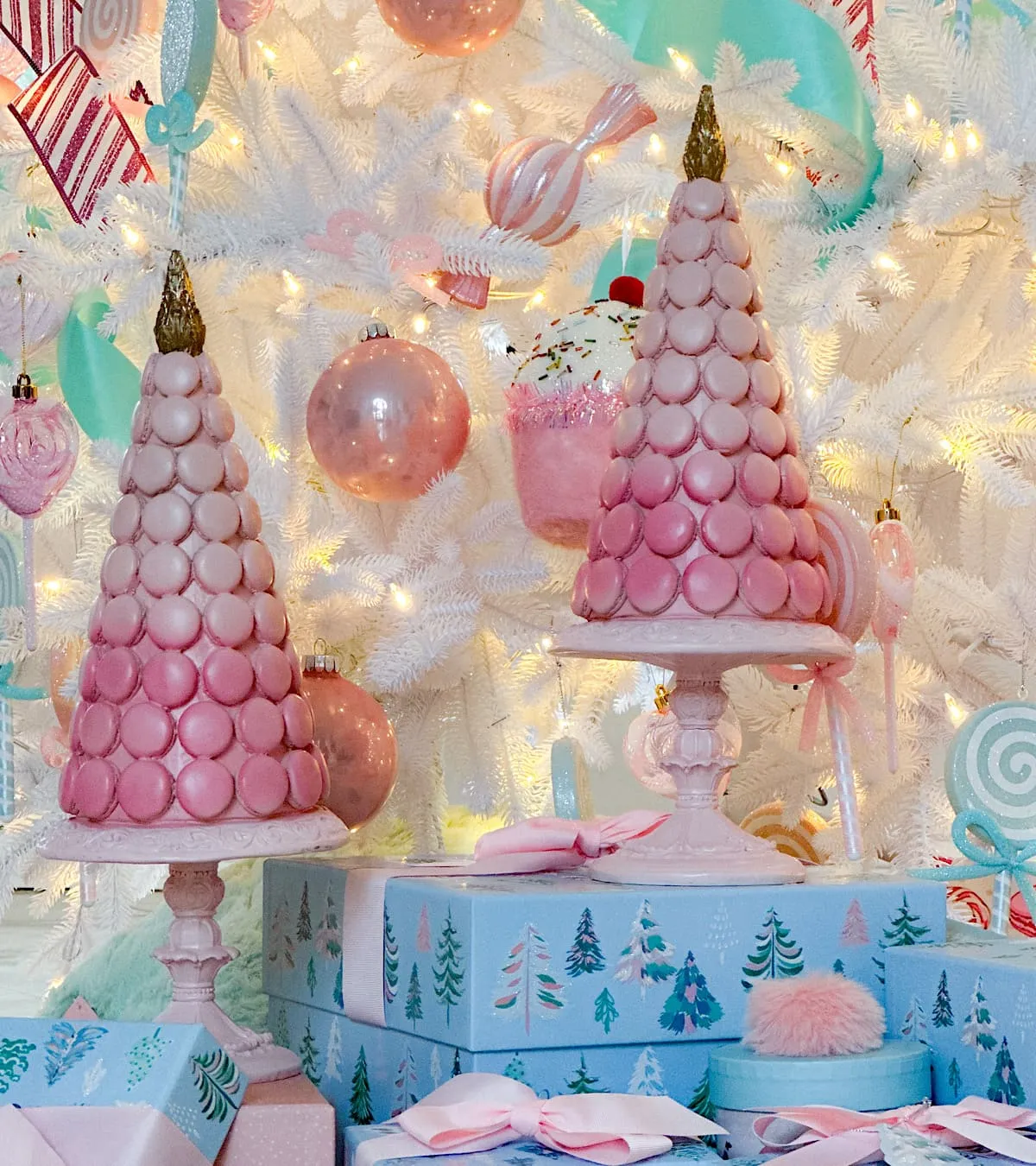 Candyland Christmas tree decorations with pink theme NEW! Christmas Tree  Topper Pink and Blue Candy Topper