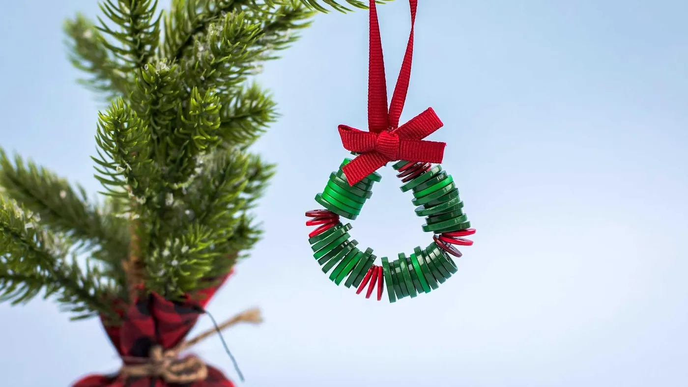 Christmas Crafts for Kids: 11 Fun Projects | KiwiCo