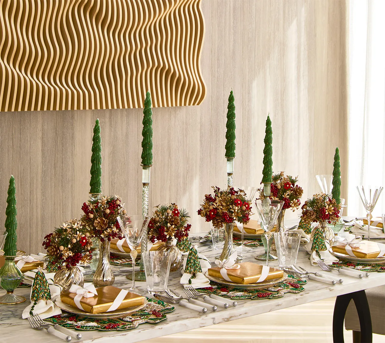 Christmas Dinnerware: Stylish Sets, Holiday Table Ideas & Where to Buy