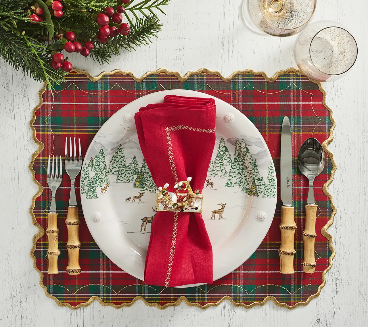 Christmas Dinnerware: Stylish Sets, Holiday Table Ideas & Where to Buy