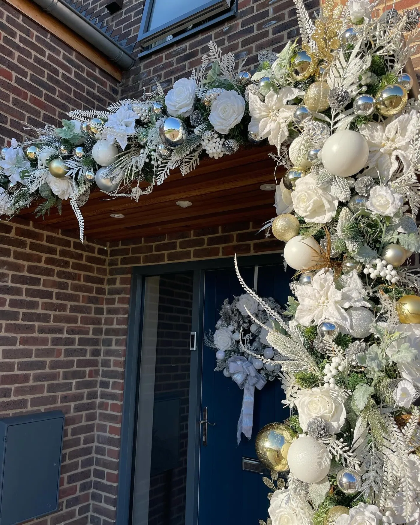 Christmas Doorscapes Archives - Flowers by EG