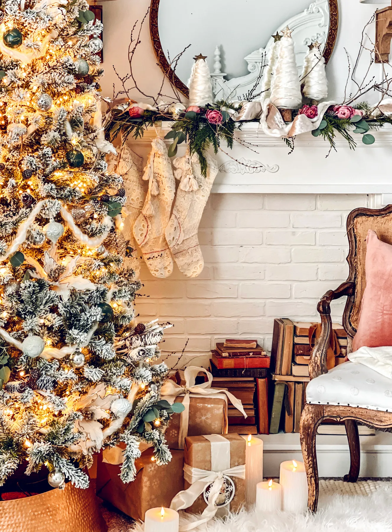 Christmas in July - Christmas mantel - LeCultivateur