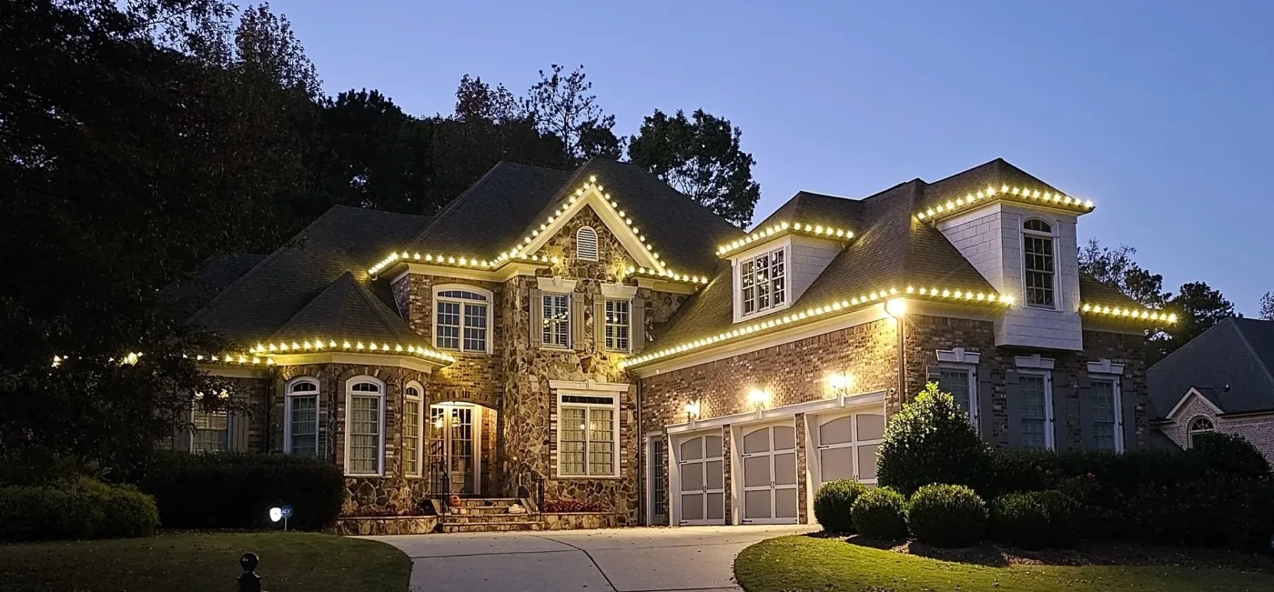 Christmas Light Installation Mableton, Vinings & Smyrna | Rich Lighting Co. — Rich Lighting Co.
