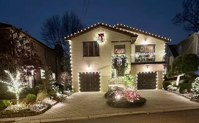 Christmas Lighting in Teaneck | JVS Christmas Lighting