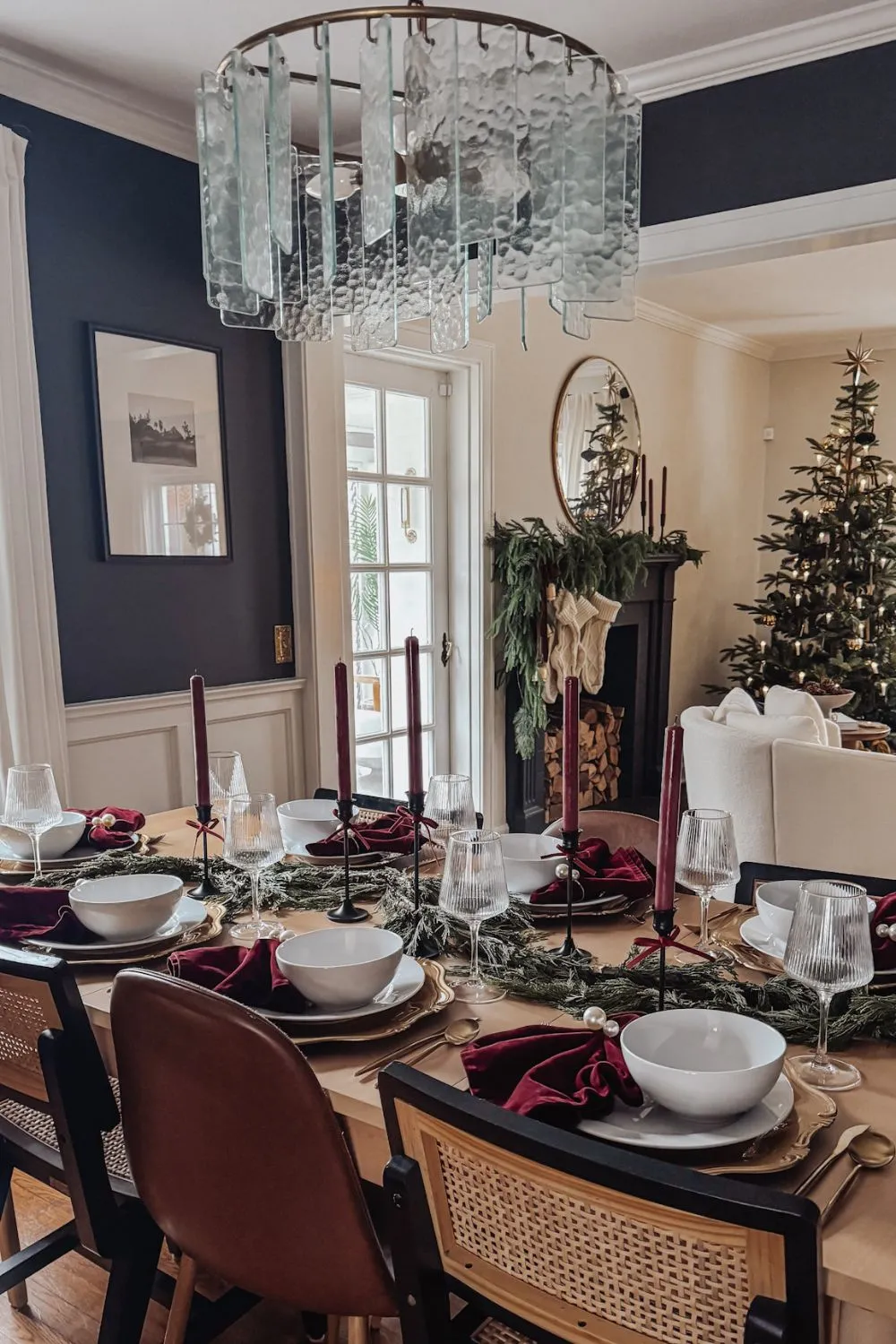 Christmas Table Decorations Centerpiece with Bows - hostessology