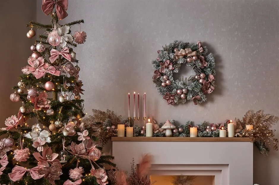 Christmas tree decorating ideas for every style and budget |  loveproperty.com