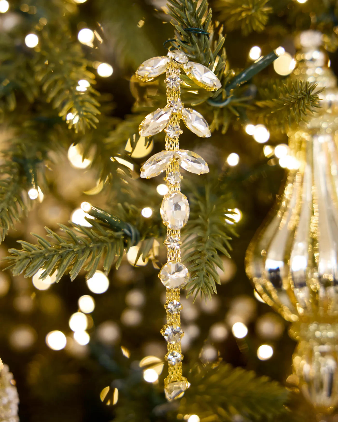 Christmas Tree Ornament Bling Christmas Ornaments White Christmas Ornaments With Pearls And Rhinestone Brooches Vintage Style