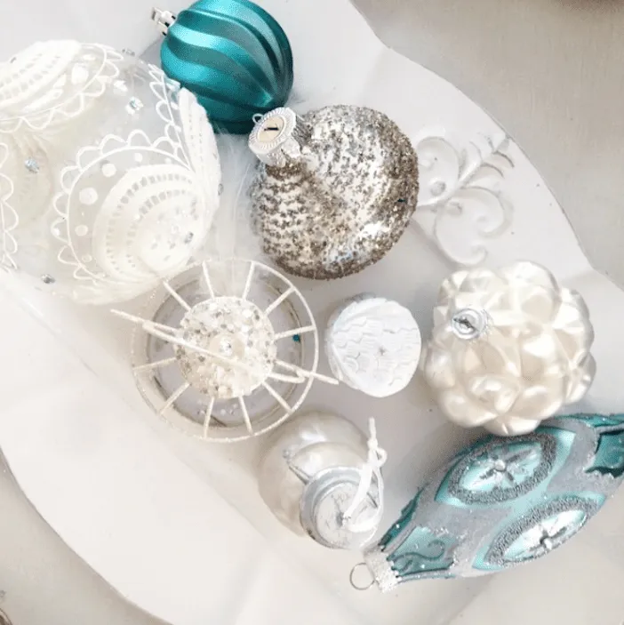 Christmas Tree Styling 101 - Jillian Harris Design Inc.