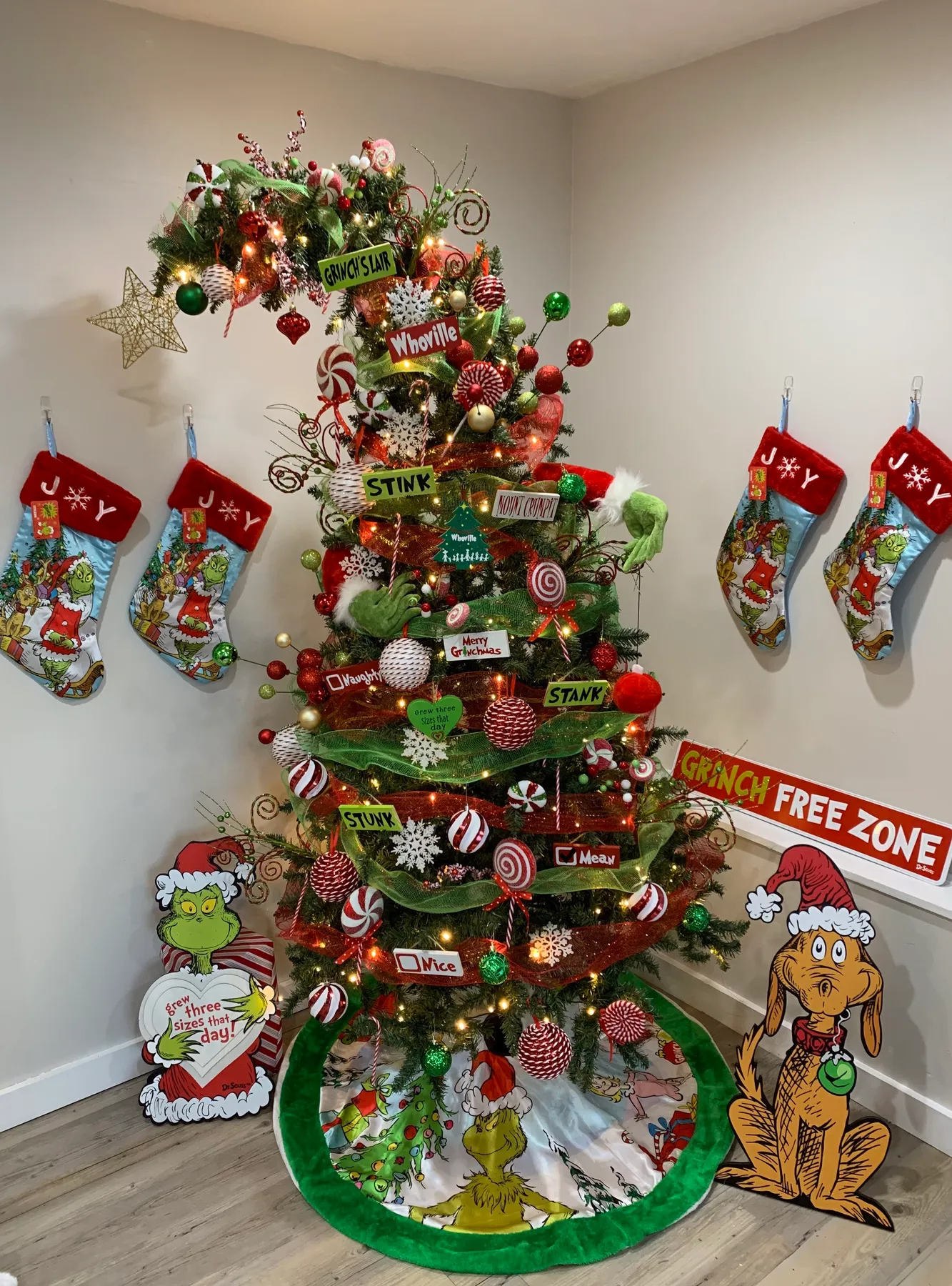 Christmas Tree Vintage Grinch Ornament Set Of Grinch Baubles Granite Belt  Christmas Farm