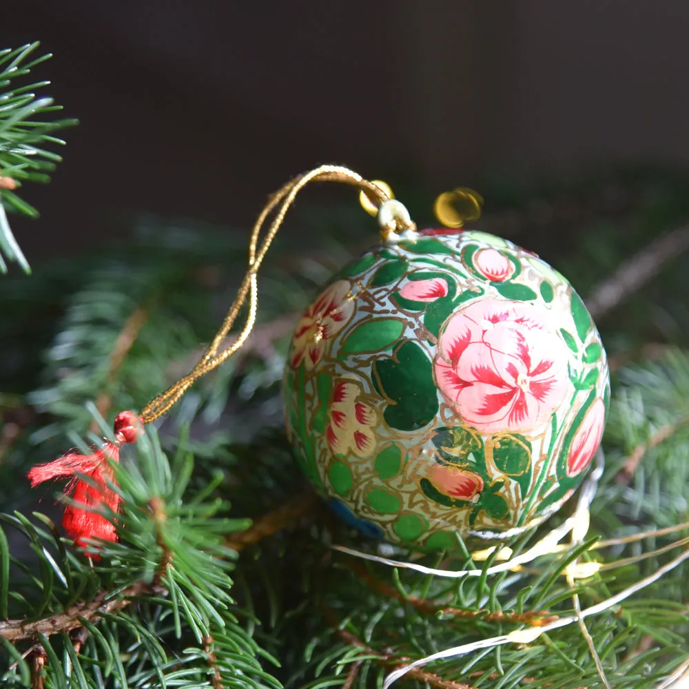 Christmas Tree Vintage Hand Painted Christmas Ornaments How To Style And Find Vintage Christmas Decorations (Part