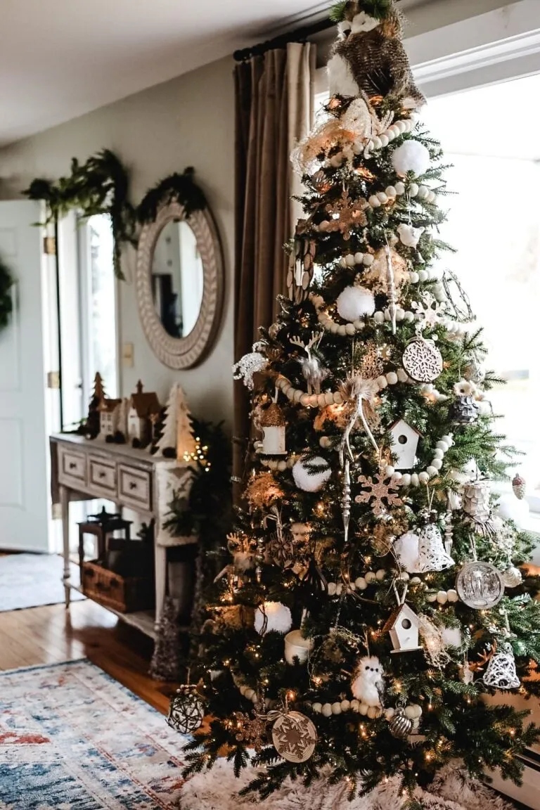 Christmas Tree White Decorations Luxury Ideas , Elegant And Gold Deals •  Craving Some Creativity