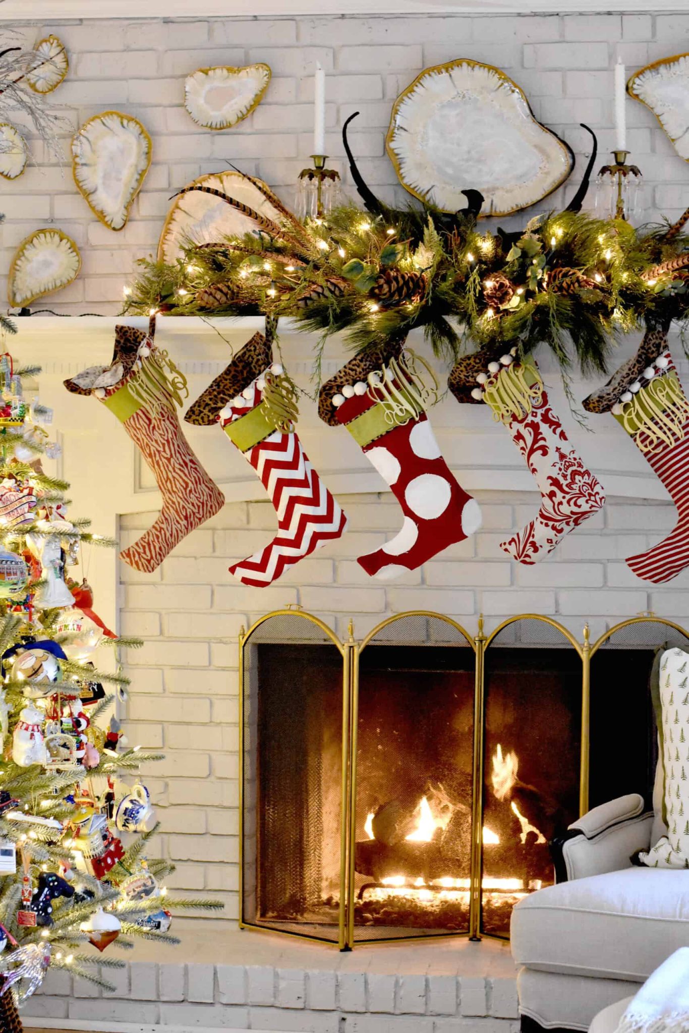 Classic Christmas Home Tour 2024 {The Den} – Dixie Delights