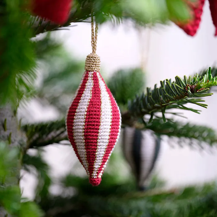 Classic Striped Christmas Ornaments - Crochet kit – Krea Deluxe