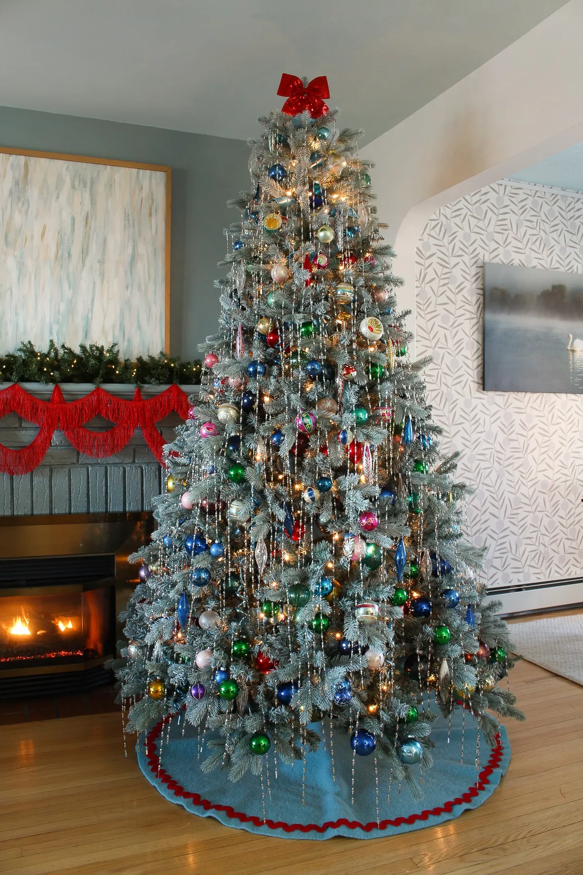 Collecting Vintage Ornaments | Dans le Lakehouse