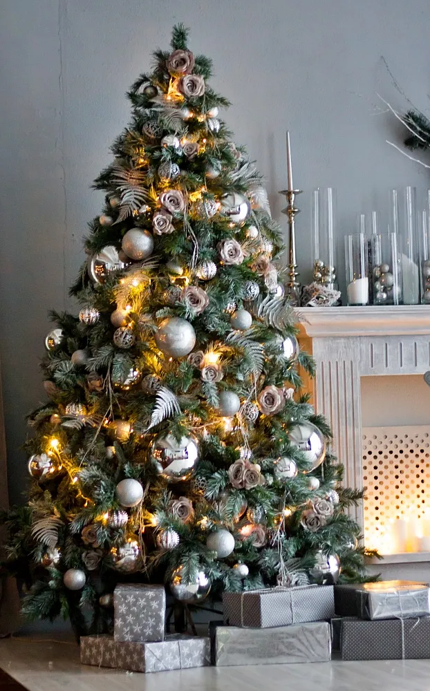 Collection of Christmas Trees and the History of This Holiday Staple - Town & Country Living