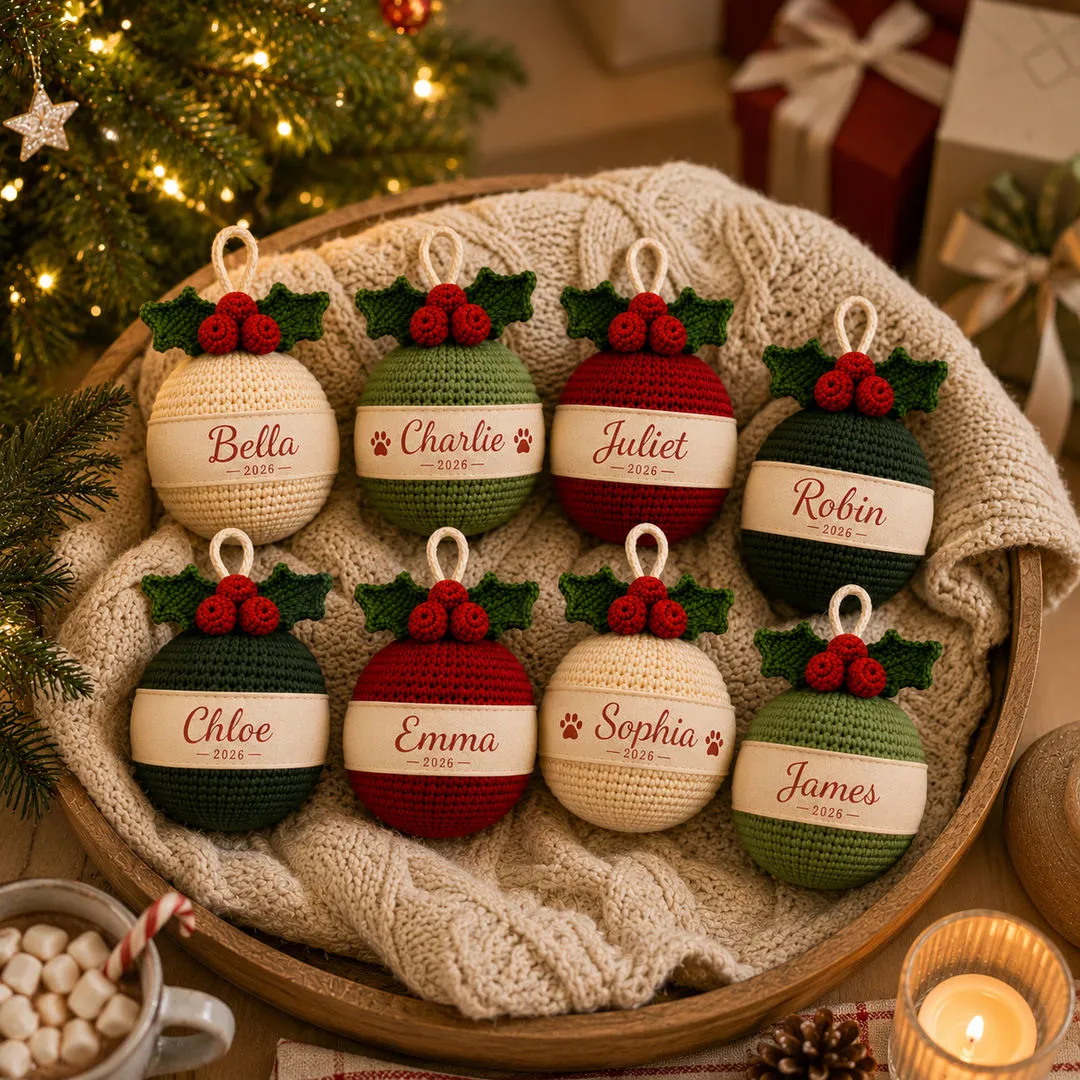 Crochet Christmas Ornament - Personalized Name and Year