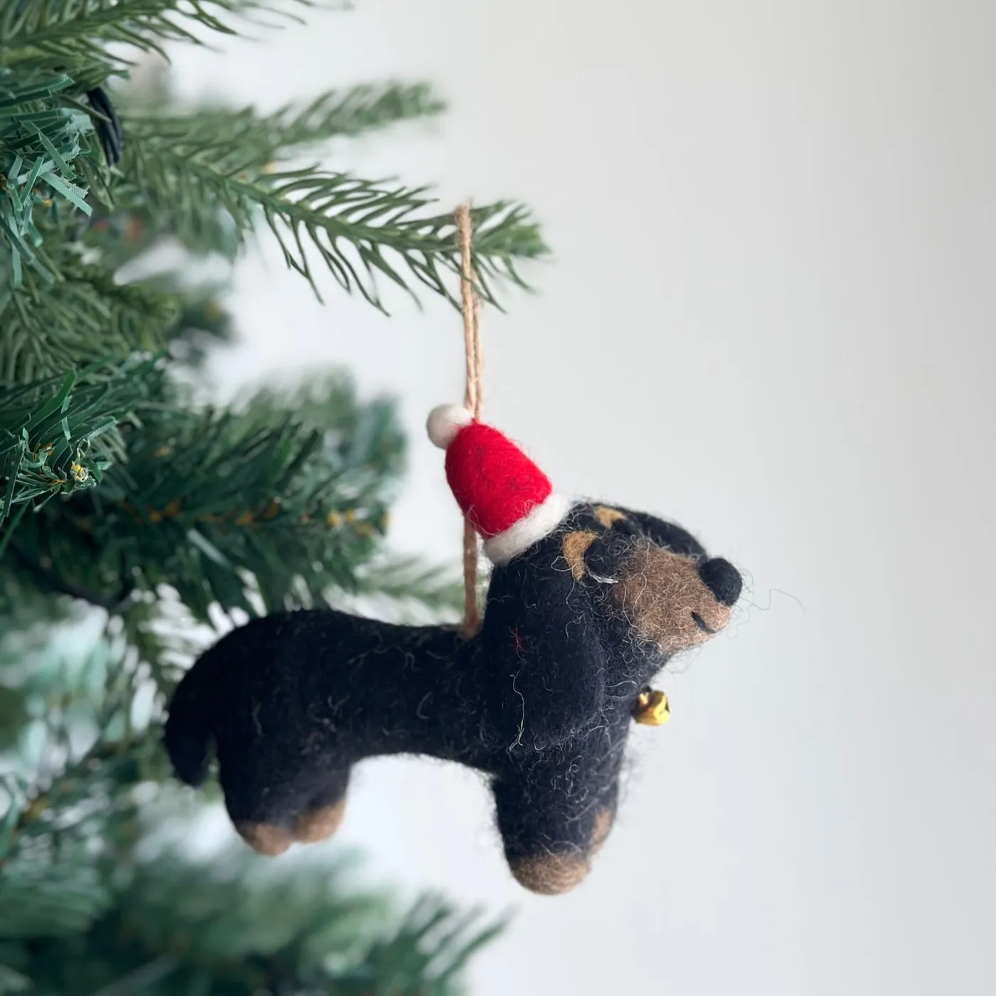 Dachshund Felt Christmas Ornament | Ganapati Black