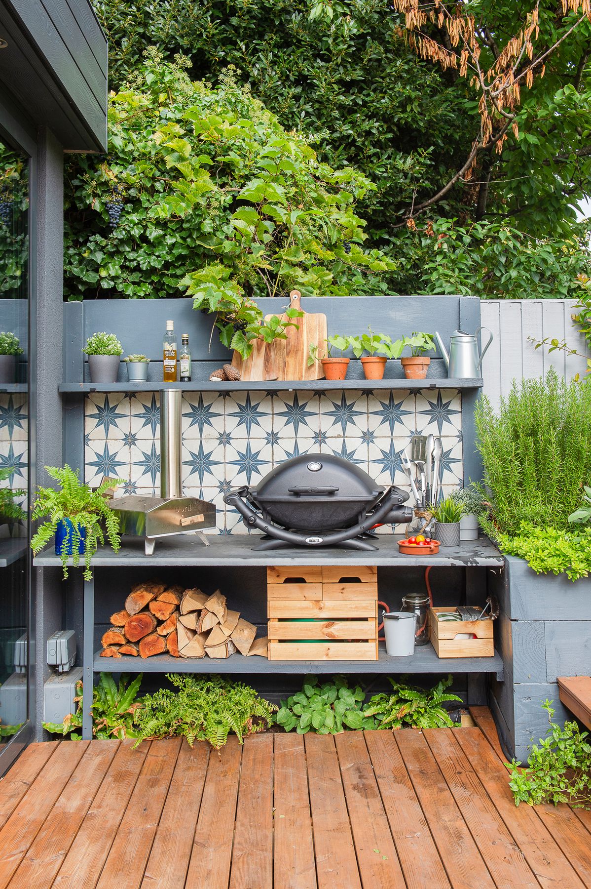 Deck Outdoor Kitchen Budget Backyard Bbq Area Rustic Outdoor Small Outdoor Patio Kitchen Ideas