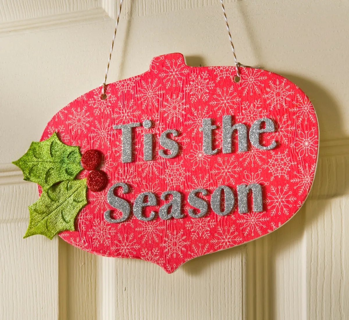 Deck the Halls with Mod Podge Holiday Crafts - Mod Podge Rocks