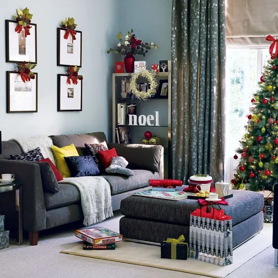 Decor Dreamscape Diaries: Christmas living room decorating ideas