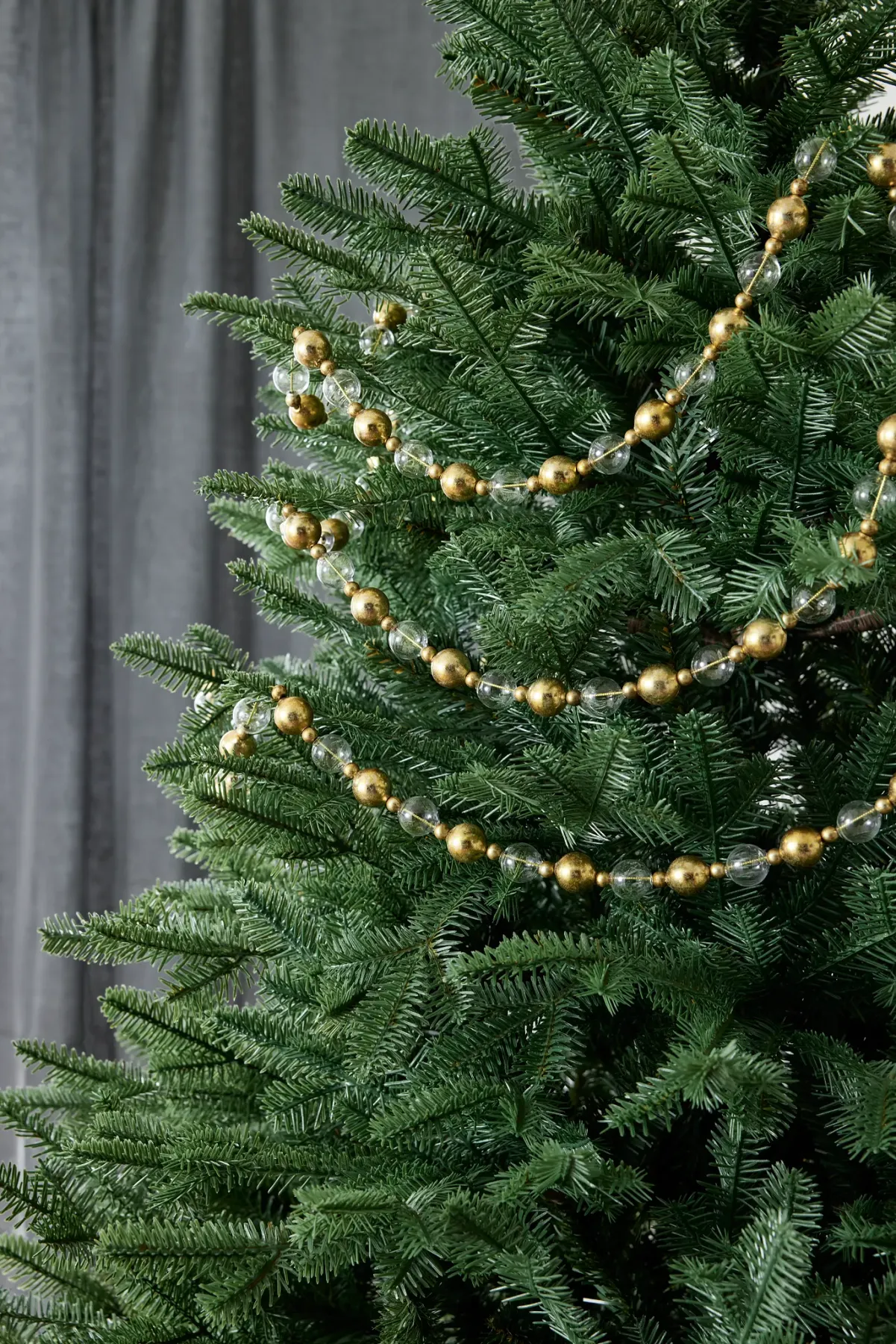 Decoration Christmas Tinsel Garland How Many Feet Of Garland Do I Need For My Christmas Tree?