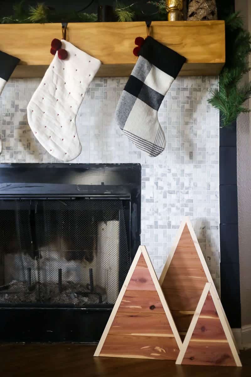 DIY Cedar Planked Wooden Christmas Trees - Love & Renovations