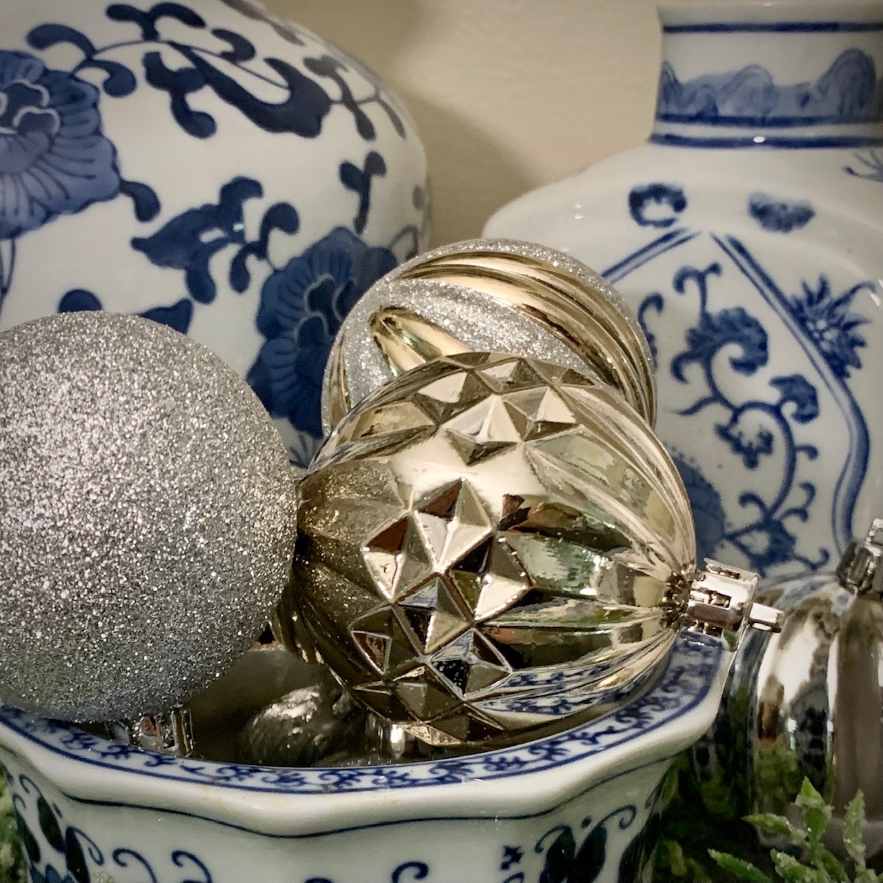 Do You Love a Blue and White Christmas theme? - Feet Under My Table
