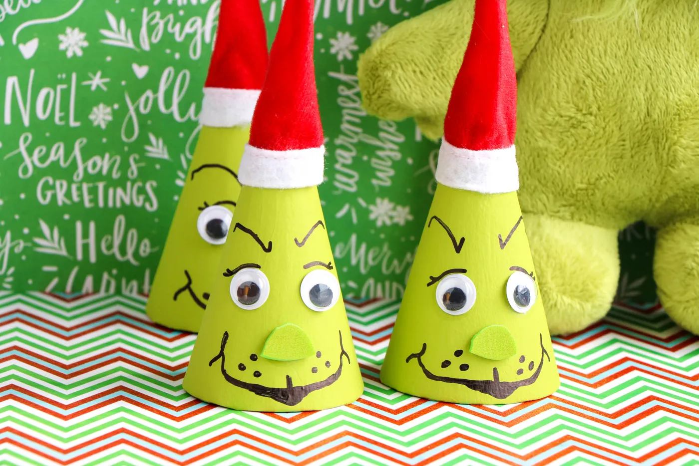 Easy DIY Grinch Cardboard Cones - the-gingerbread-house.co.uk