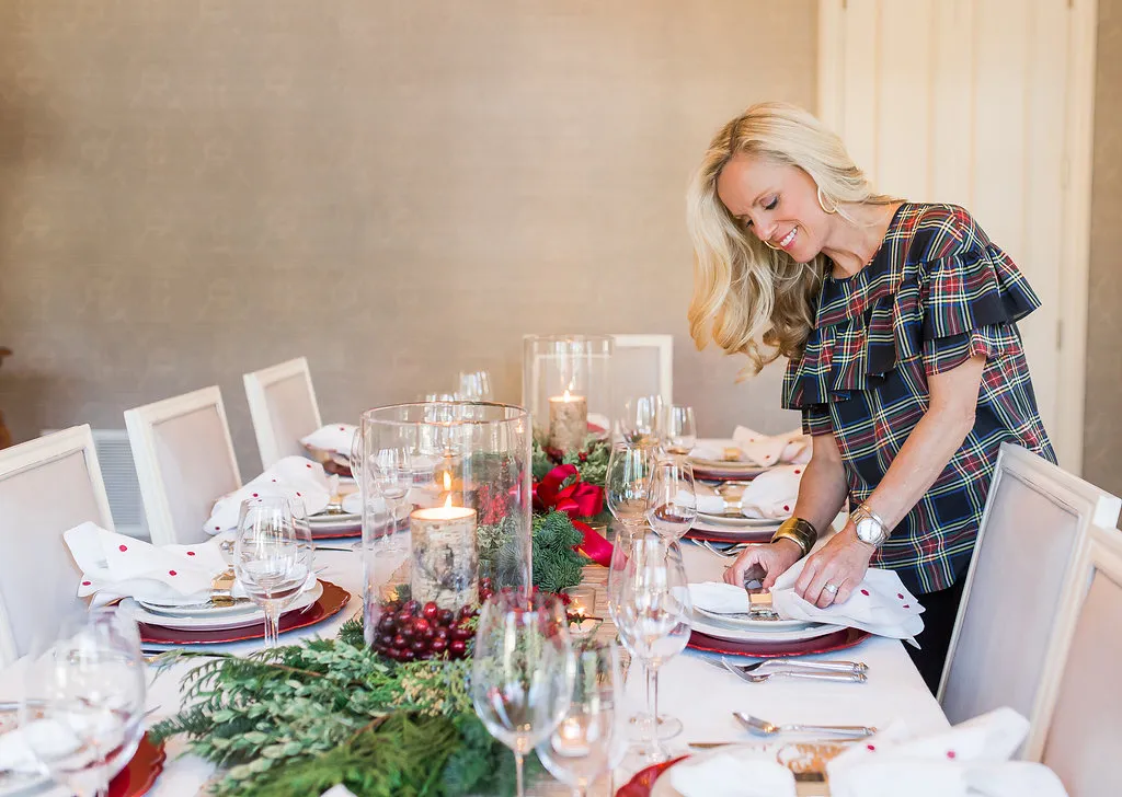 Elegant Christmas Tablescape | Setting the Perfect Christmas Table