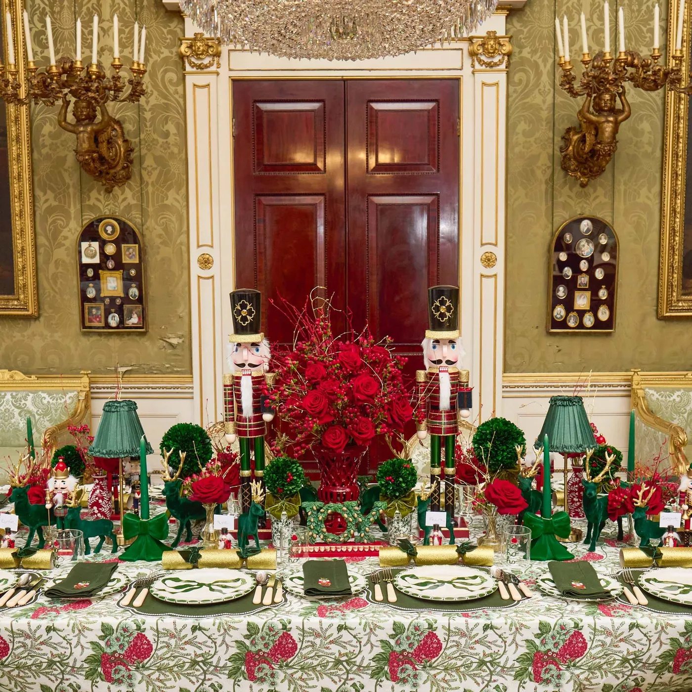 Elegant Green Christmas Tablecloth Red Green Lady Isabella's Garden Tablecloth