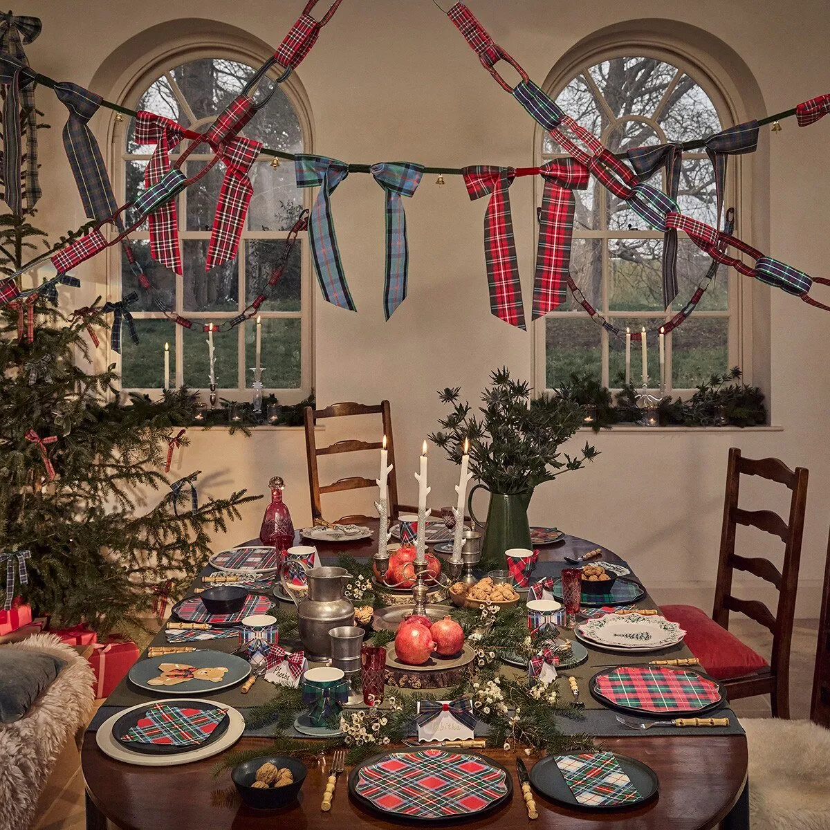 Elegant Holiday Christmas Party Decorations 25 Budget-Friendly Holiday  Party Ideas To Make The Season Bright