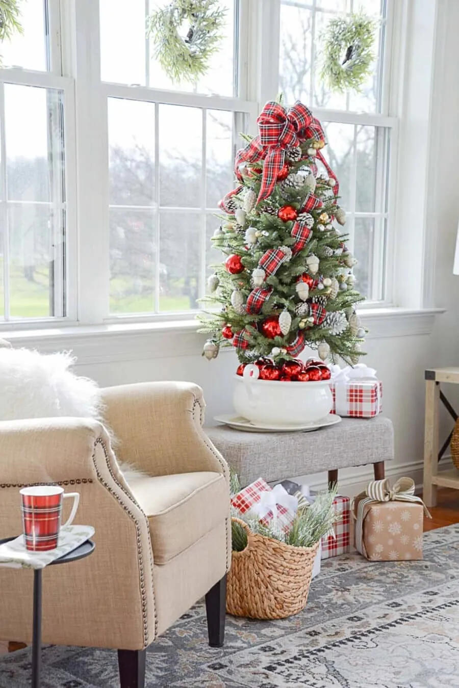 Fabulous Tabletop Christmas Trees For Every Room- The Ultimate Guide -  StoneGable