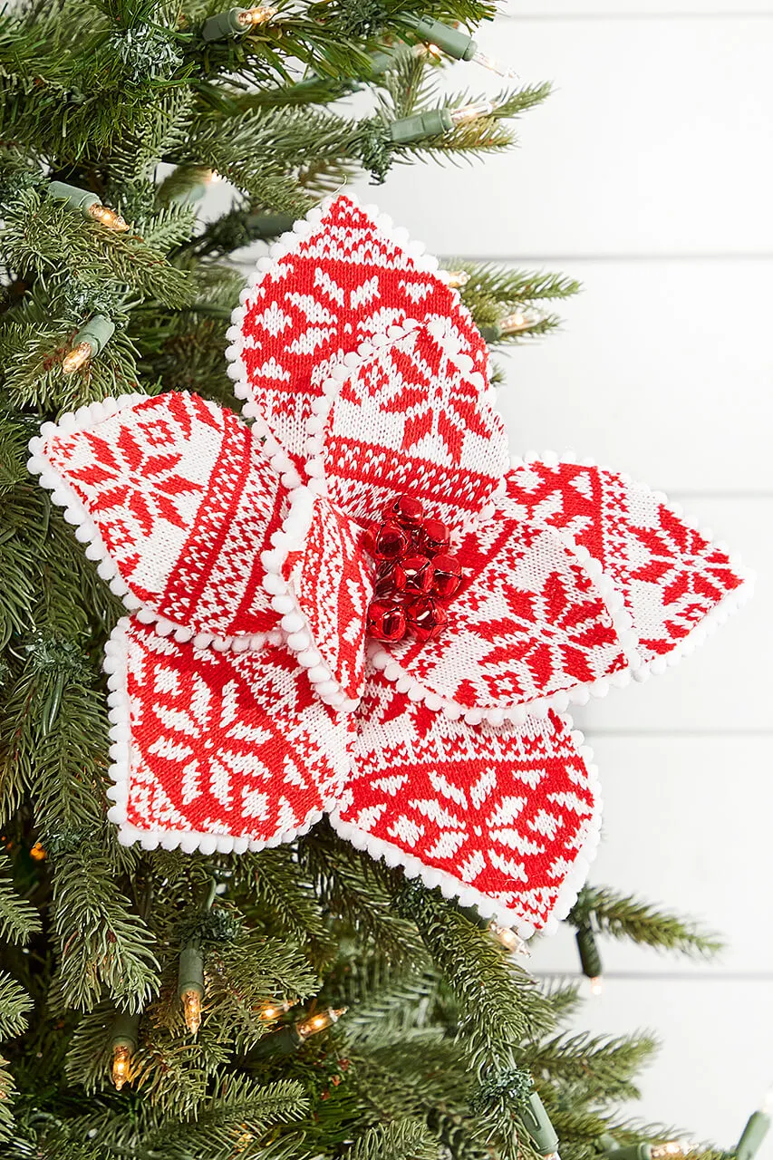 Farmhouse Christmas Decorations Collection | Decorator's Warehouse