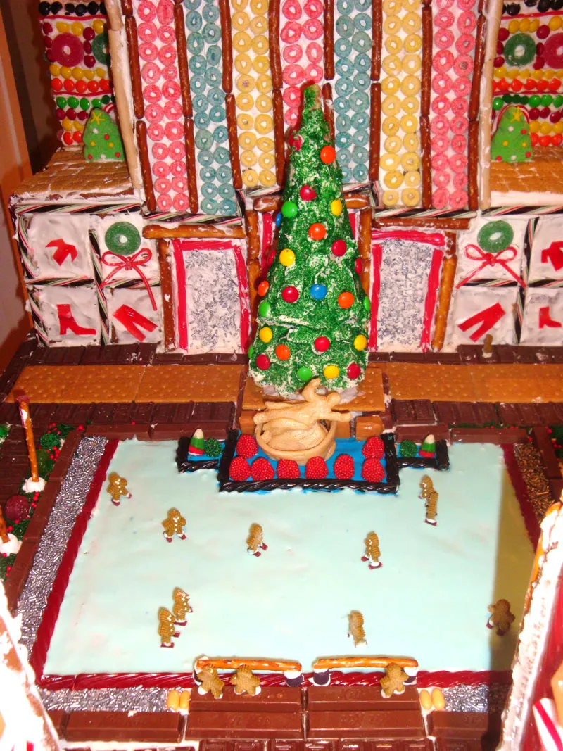 Fiona Designs: Gingerbread Architecture: An Amazing Holiday Tradition