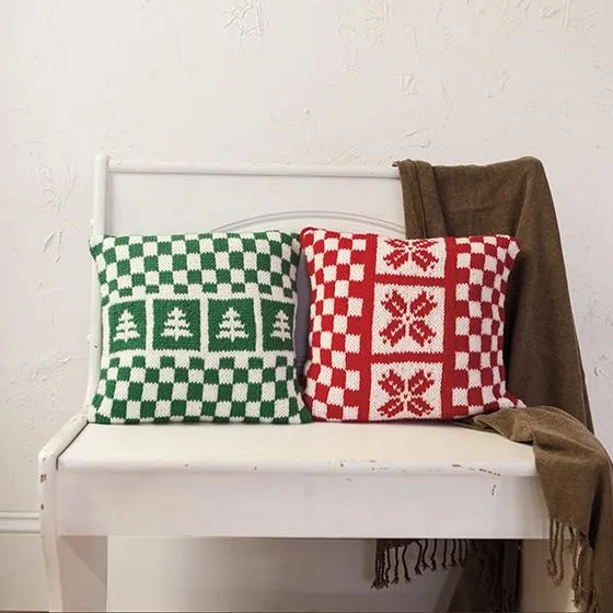 Free Holiday Pillow Set Pattern - Cozy & Festive Decor | KnitPicks