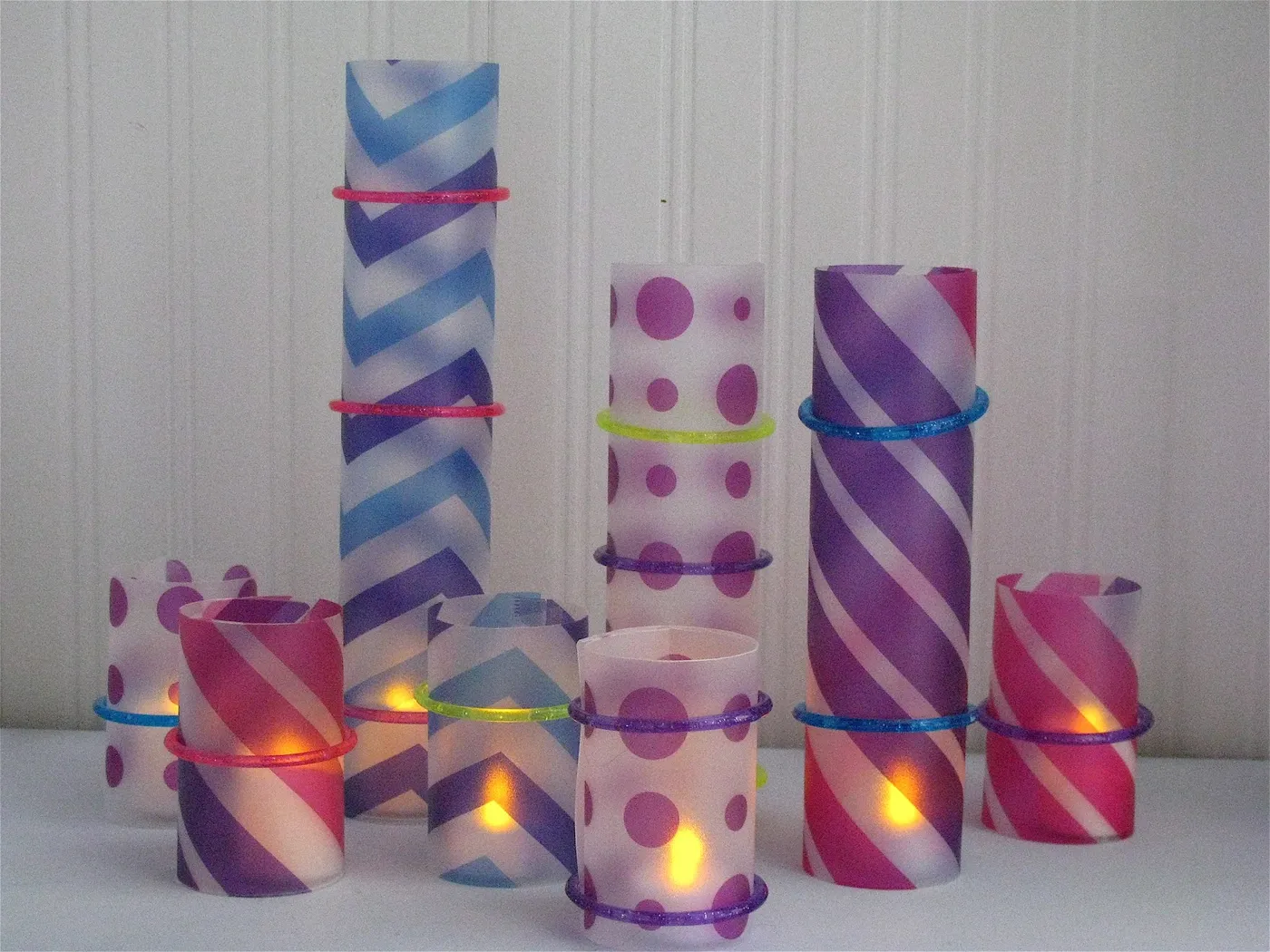 Frippery Funhouse: Dollar Store Party Decor How To
