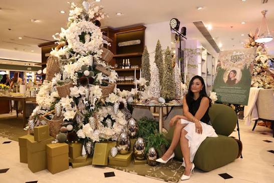 From jewel accents to candy cane ribbons: 6 Christmas tree ideas to inspire  you this 2026 | ABS-CBN Lifestyle