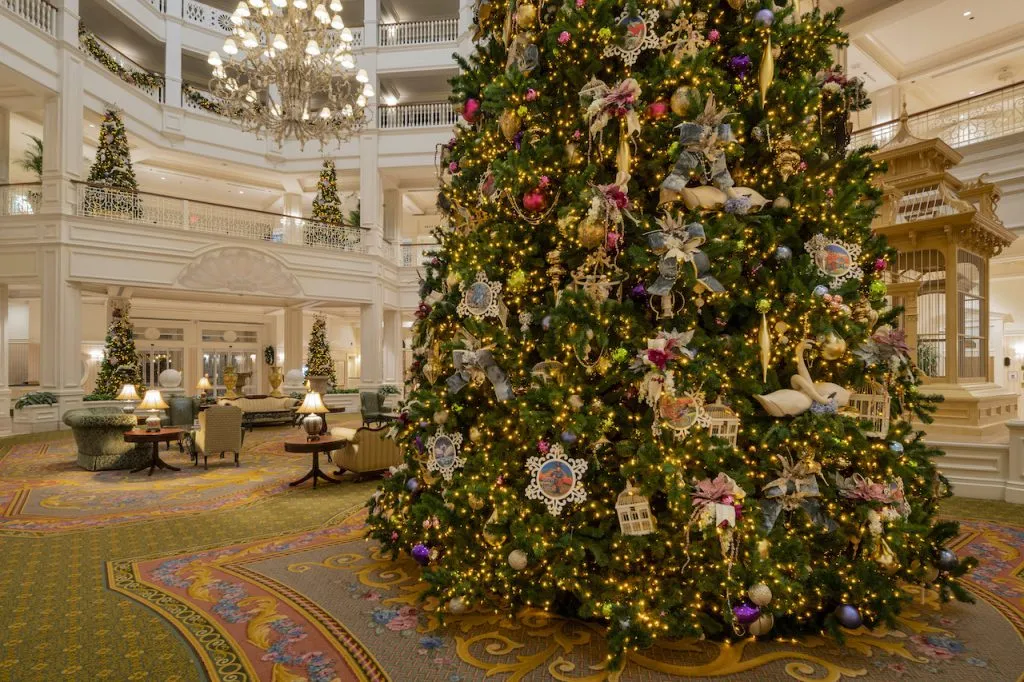 Get A Glimpse Of The Victorian-Style Holiday Decor at the Grand Floridian -  MickeyBlog.com