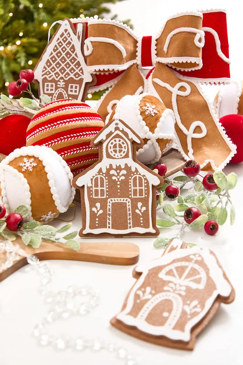 Gingerbread Decorations | Decorator's Warehouse