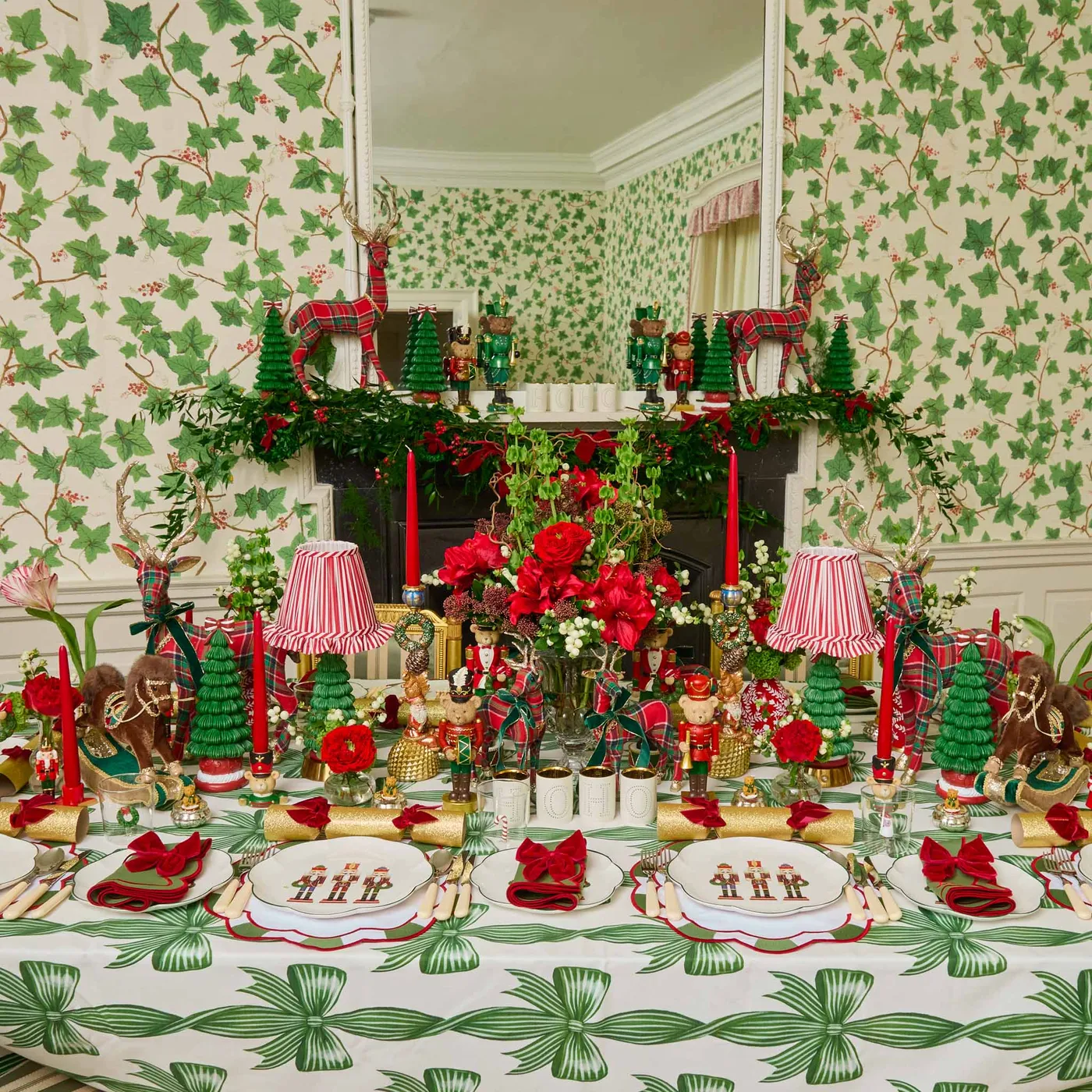 Green & Red Candycane Napkins (Set of 4)