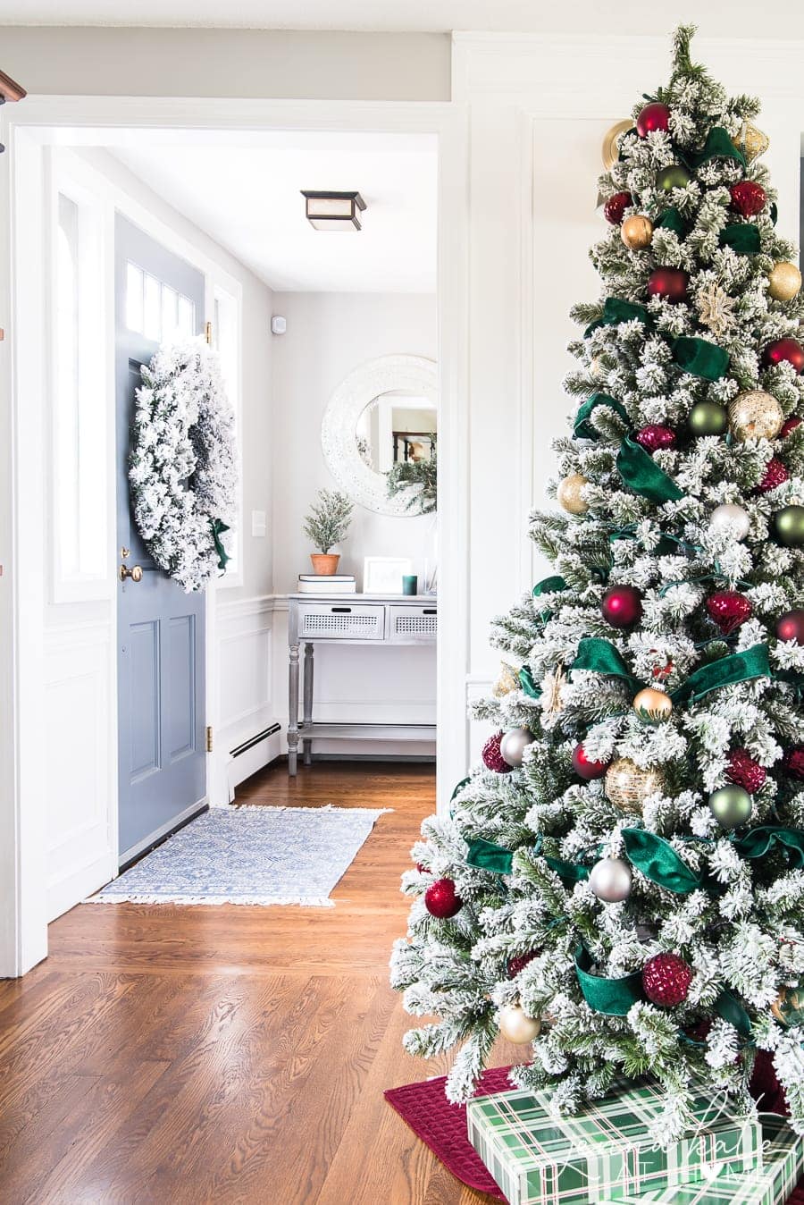 Green Red Christmas Seller Decorations - The Best Dark And Custom-made Tree Decor Jenna