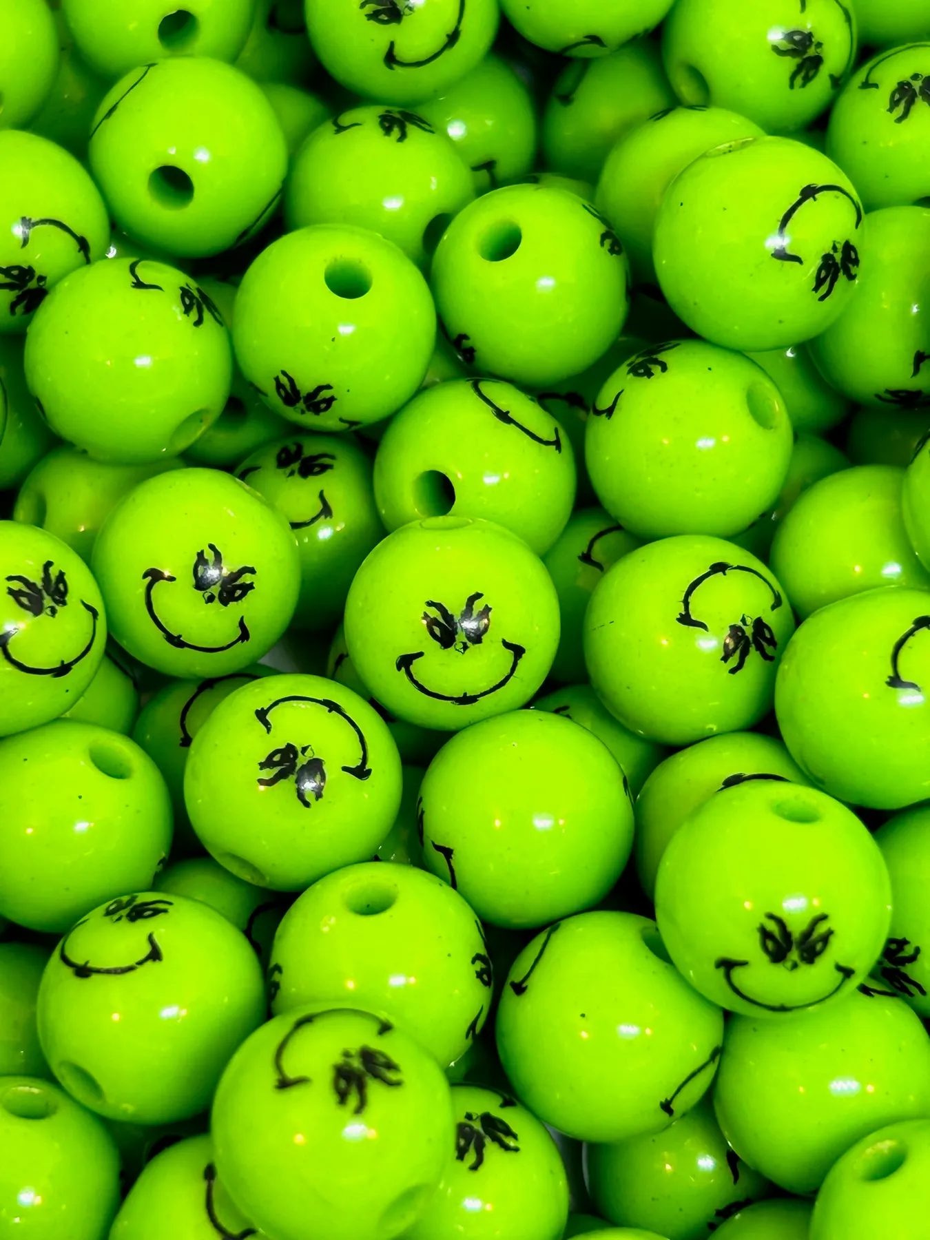 Grinch Christmas Beads: Add a Mischievous Twist to Your Holiday Crafts |  Madison Beads