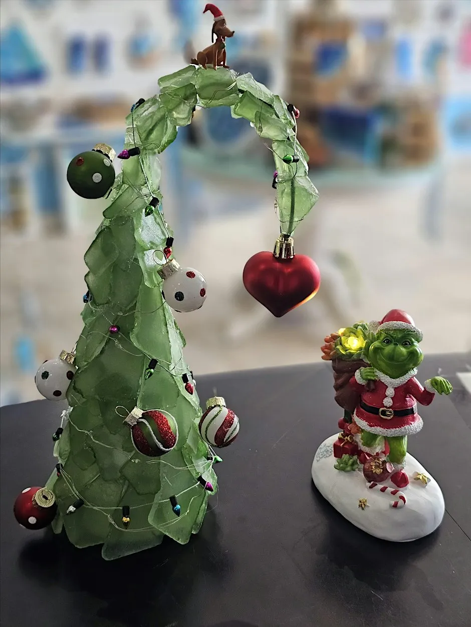 Grinchmas Sea Glass Tree Class Tickets, Friday, December 18 • 1 PM - 3 PM |  Eventbrite