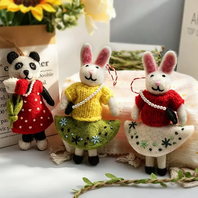Handmade Felt Ornaments – Lucky Bloom Gifts & Decor